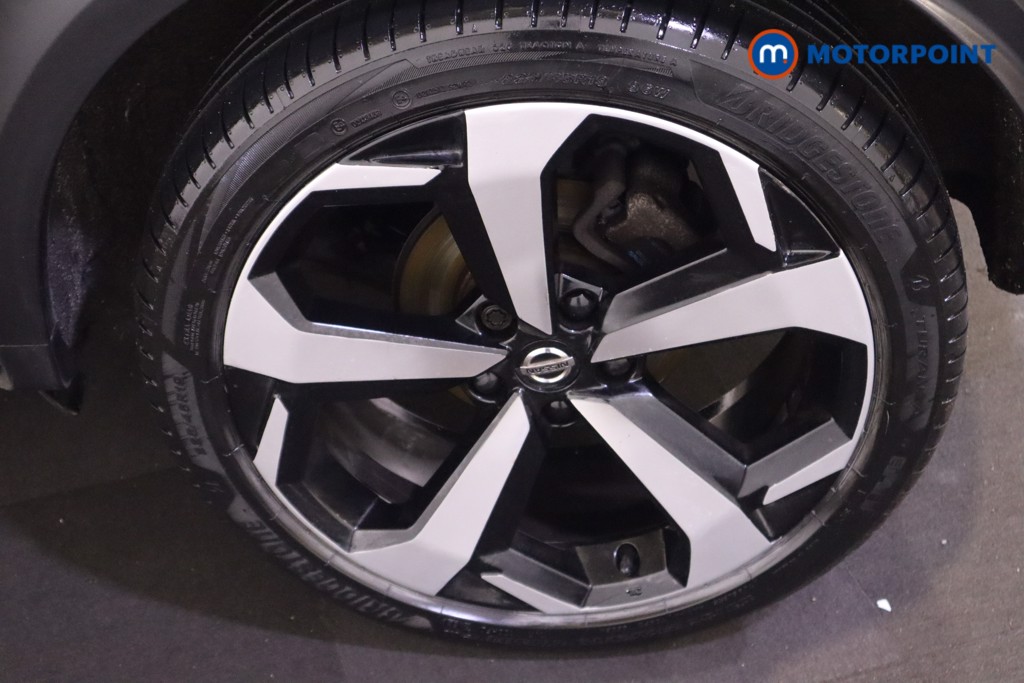 Nissan Juke Tekna Manual Petrol SUV - Stock Number (1602940) - 23rd supplementary image