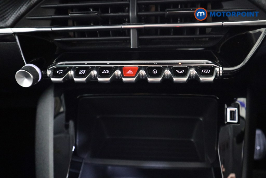 Peugeot 208 Active Manual Petrol Hatchback - Stock Number (1603028) - 8th supplementary image