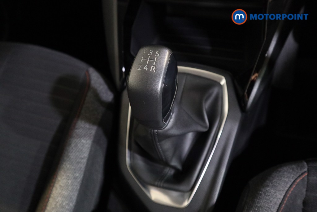 Peugeot 208 Active Manual Petrol Hatchback - Stock Number (1603028) - 9th supplementary image