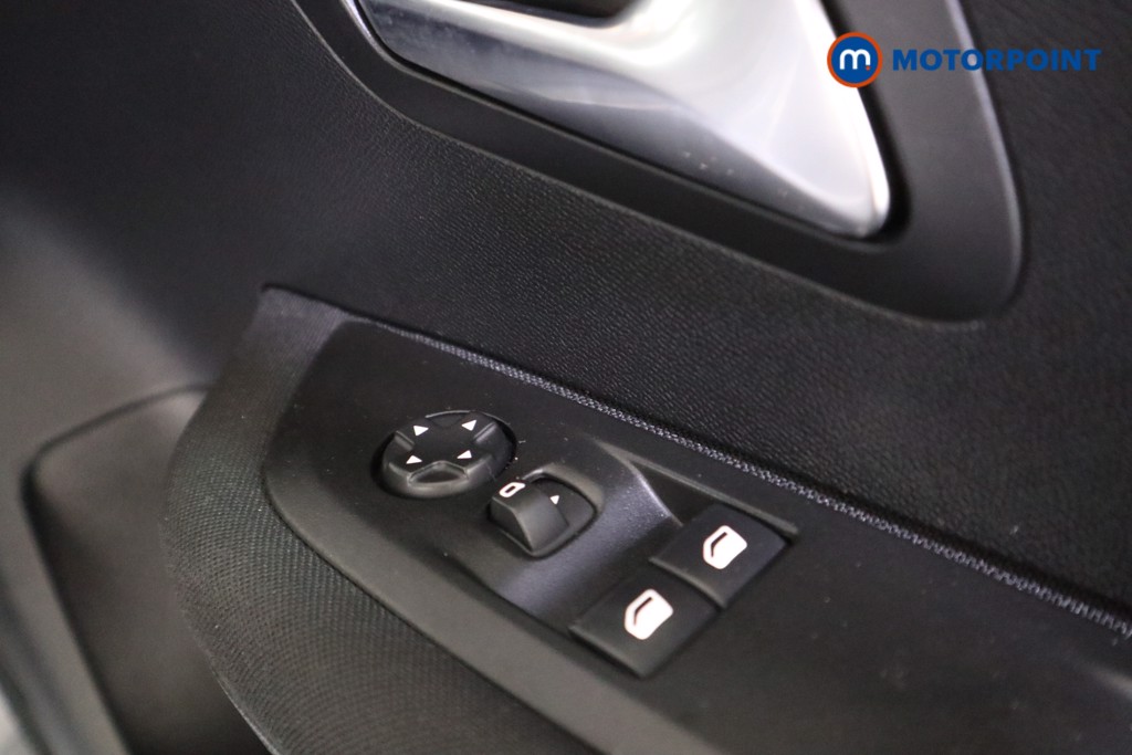 Peugeot 208 Active Manual Petrol Hatchback - Stock Number (1603028) - 11th supplementary image