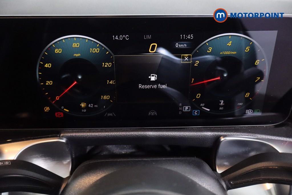 Mercedes-Benz GLB Amg Line Automatic Petrol SUV - Stock Number (1603136) - 12th supplementary image