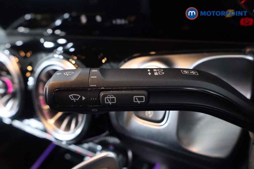 Mercedes-Benz GLB Amg Line Automatic Petrol SUV - Stock Number (1603136) - 13th supplementary image