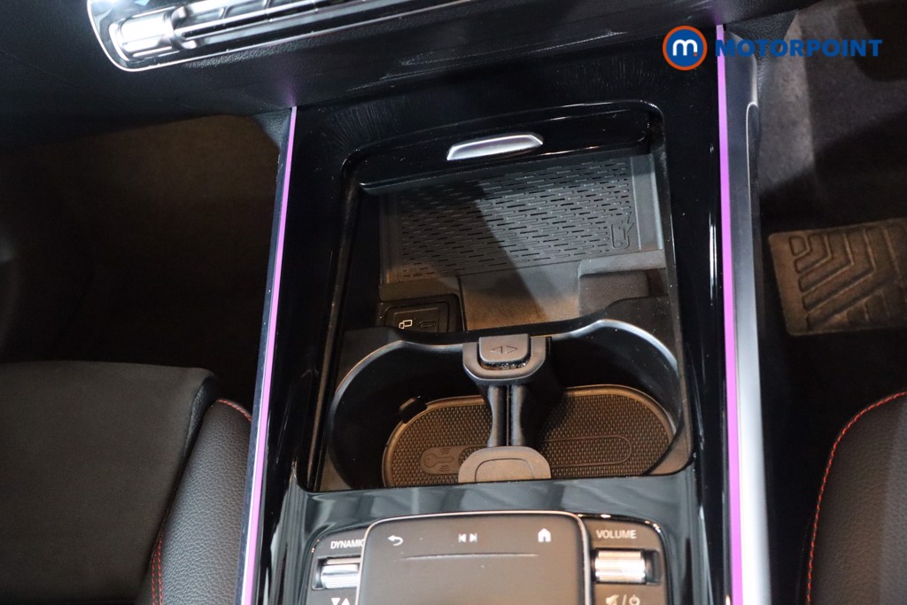 Mercedes-Benz GLB Amg Line Automatic Petrol SUV - Stock Number (1603136) - 20th supplementary image