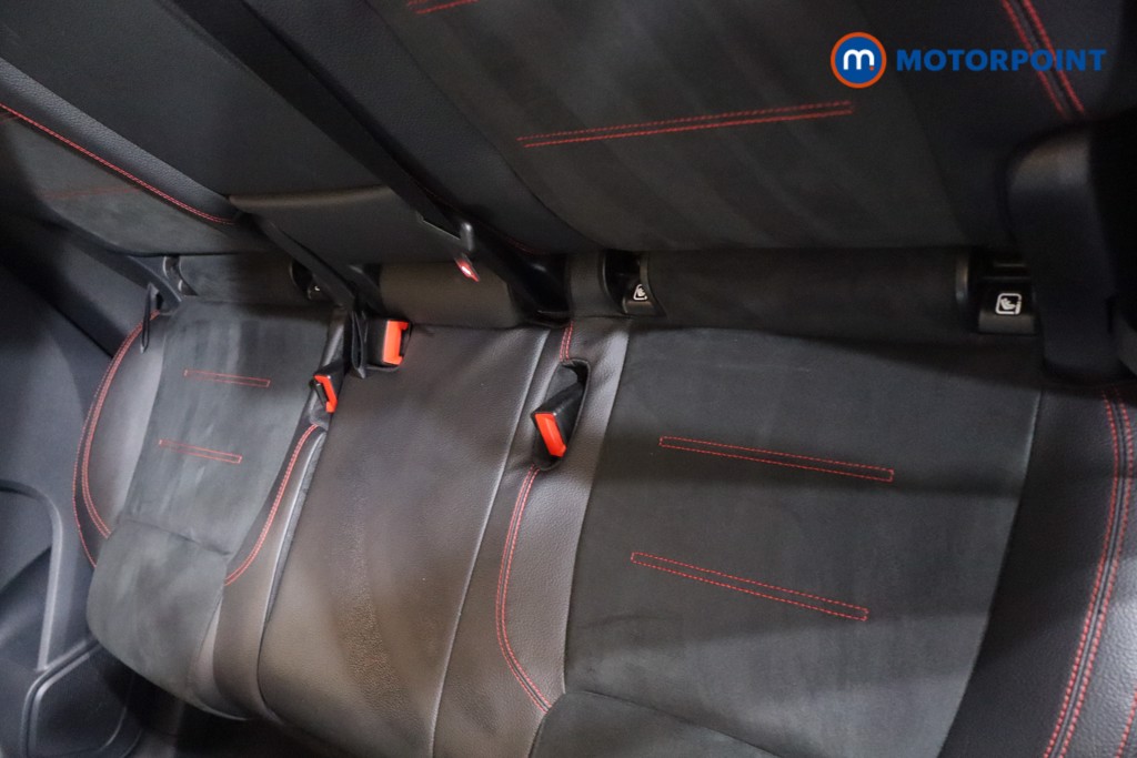 Mercedes-Benz GLB Amg Line Automatic Petrol SUV - Stock Number (1603136) - 30th supplementary image