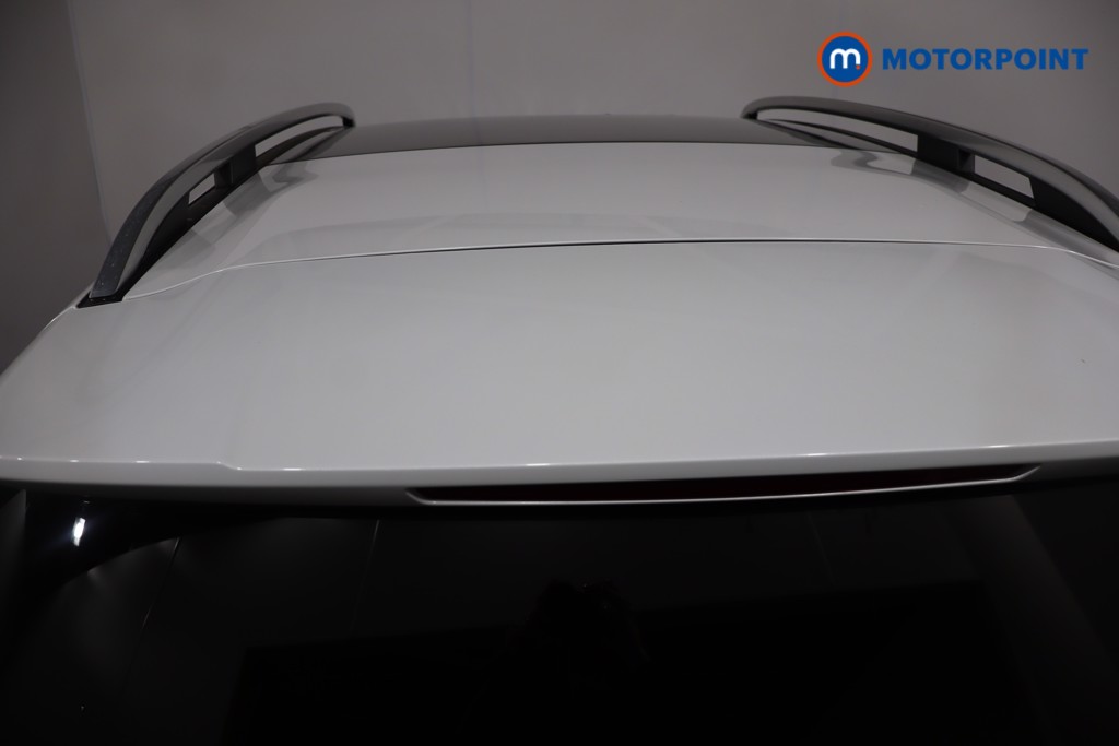 Mercedes-Benz GLB Amg Line Automatic Petrol SUV - Stock Number (1603136) - 34th supplementary image