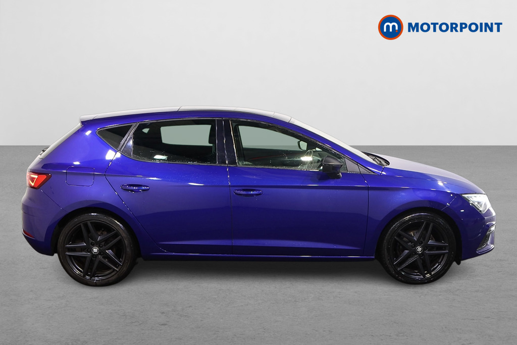 Seat Leon Fr Black Edition Manual Petrol Hatchback - Stock Number (1603147) - Drivers side