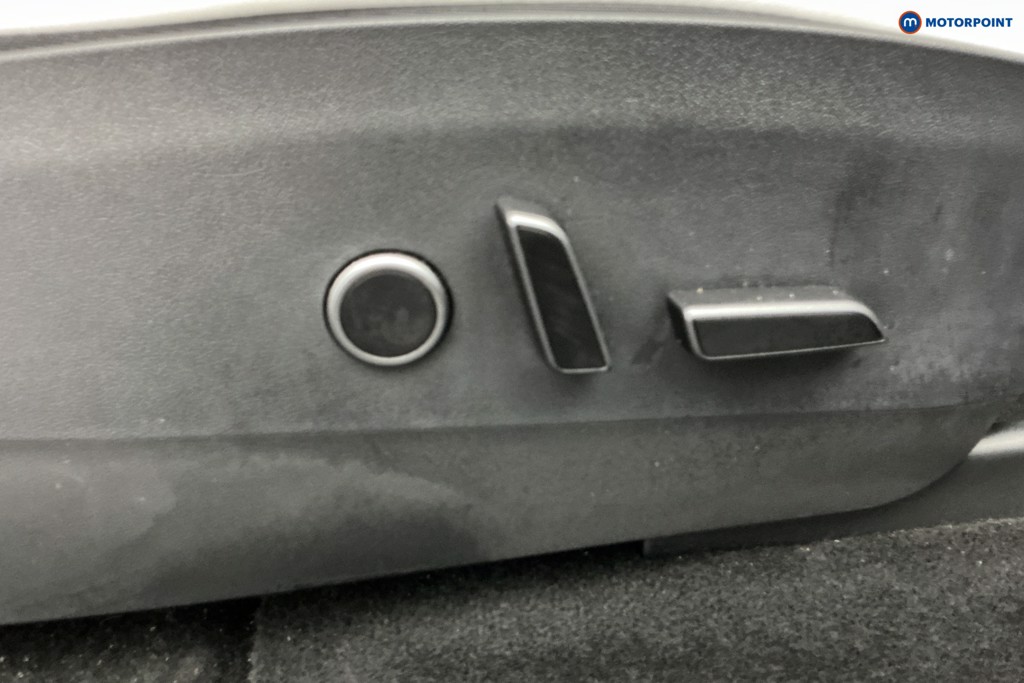 Tesla Model Y Long Range Automatic Electric SUV - Stock Number (1603263) - 28th supplementary image