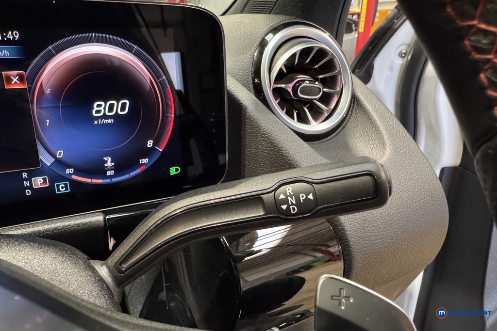 Mercedes-Benz GLA Amg Line Automatic Petrol SUV - Stock Number (1603359) - 10th supplementary image