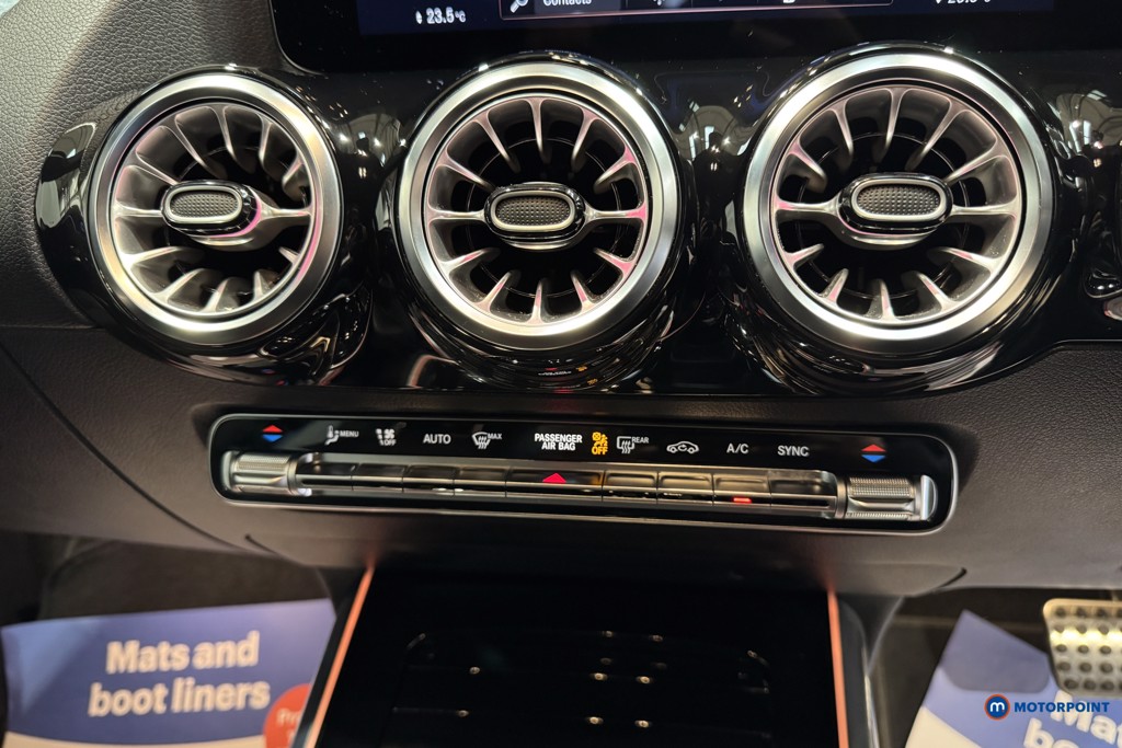 Mercedes-Benz GLA Amg Line Automatic Petrol SUV - Stock Number (1603359) - 12th supplementary image