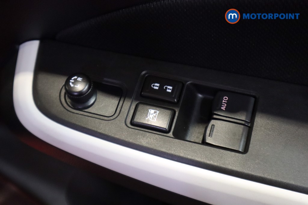 Suzuki Swift Sz-L Manual Petrol Hatchback - Stock Number (1603437) - 11th supplementary image