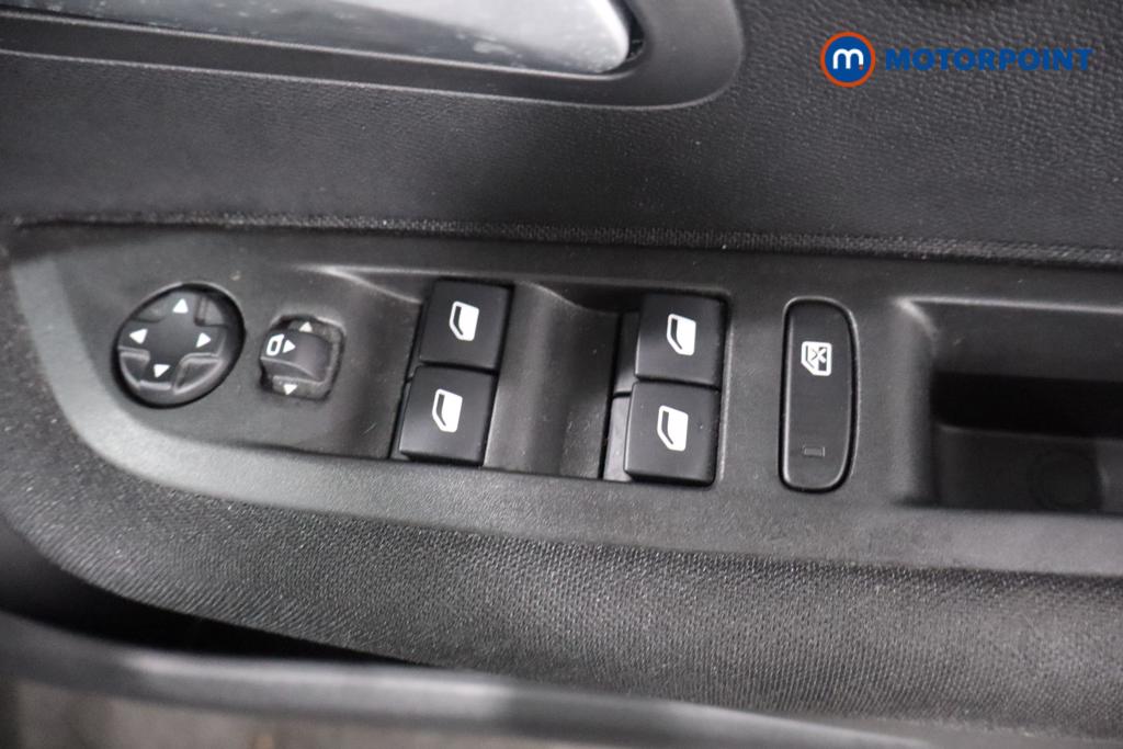 Peugeot 208 Active Premium Manual Petrol Hatchback - Stock Number (1603567) - 8th supplementary image