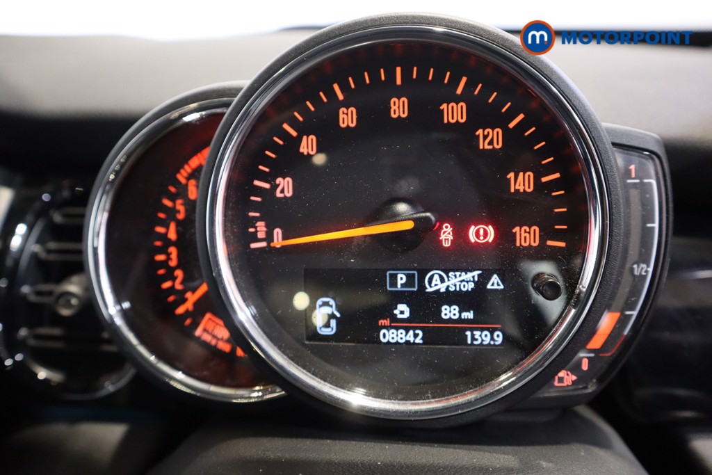 Mini Hatchback Cooper Classic Automatic Petrol Hatchback - Stock Number (1603591) - 4th supplementary image