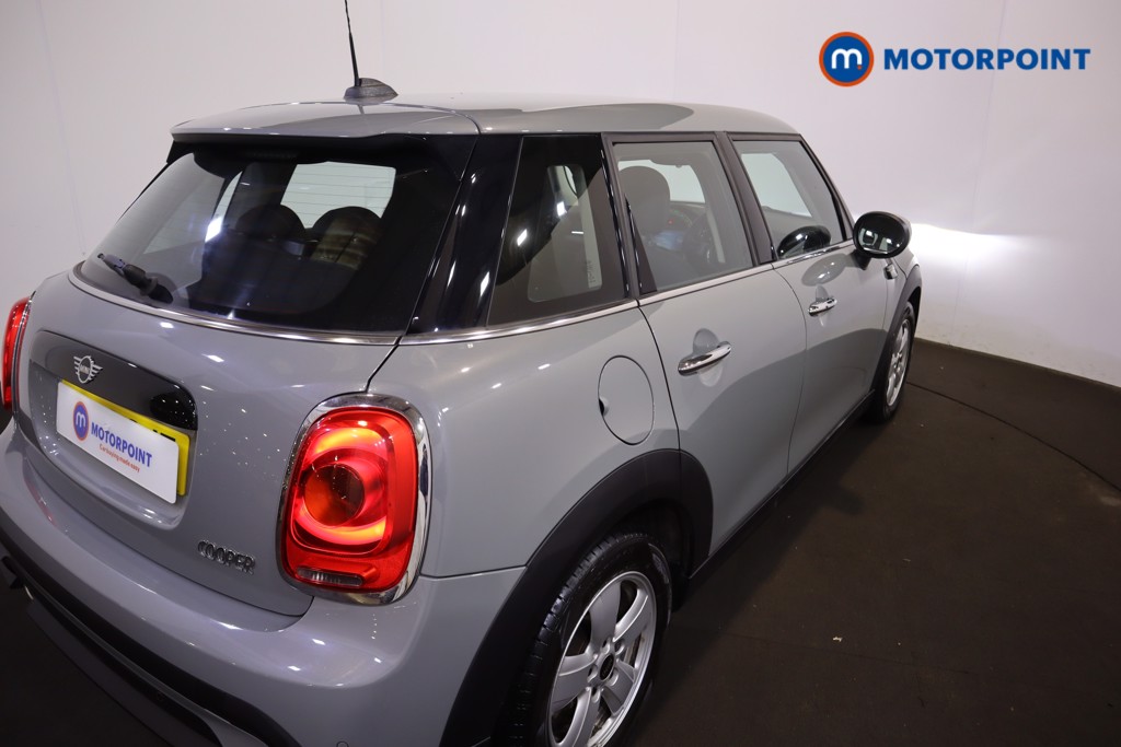 Mini Hatchback Cooper Classic Automatic Petrol Hatchback - Stock Number (1603591) - 26th supplementary image