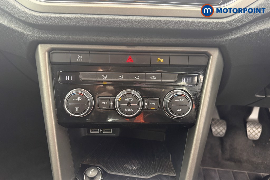 Volkswagen T-Roc SE Manual Petrol SUV - Stock Number (1603605) - 4th supplementary image