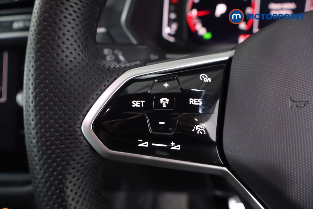 Volkswagen Tiguan R-Line Edition Automatic Petrol SUV - Stock Number (1603818) - 7th supplementary image