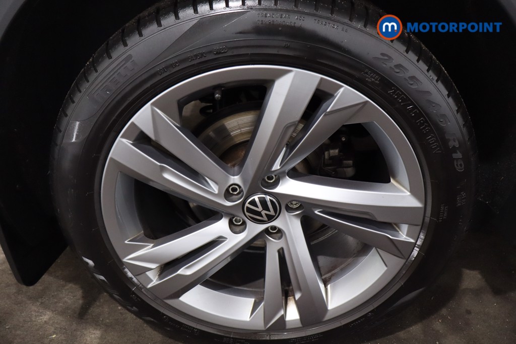 Volkswagen Tiguan R-Line Edition Automatic Petrol SUV - Stock Number (1603818) - 9th supplementary image