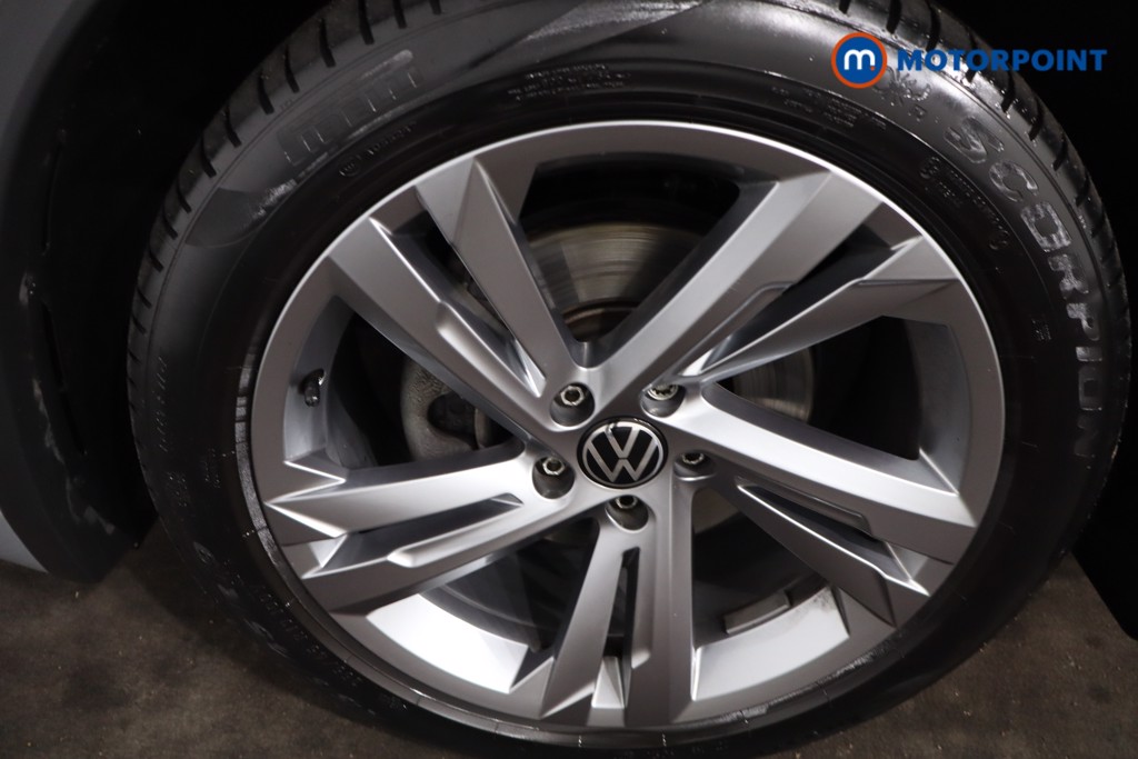 Volkswagen Tiguan R-Line Edition Automatic Petrol SUV - Stock Number (1603818) - 11th supplementary image