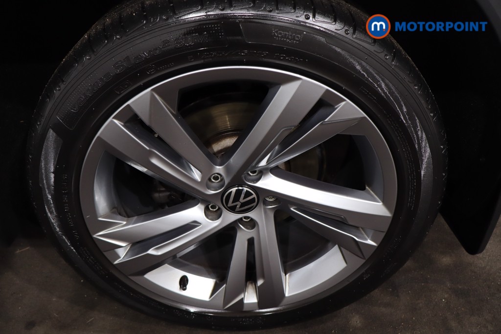 Volkswagen Tiguan R-Line Edition Automatic Petrol SUV - Stock Number (1603818) - 12th supplementary image