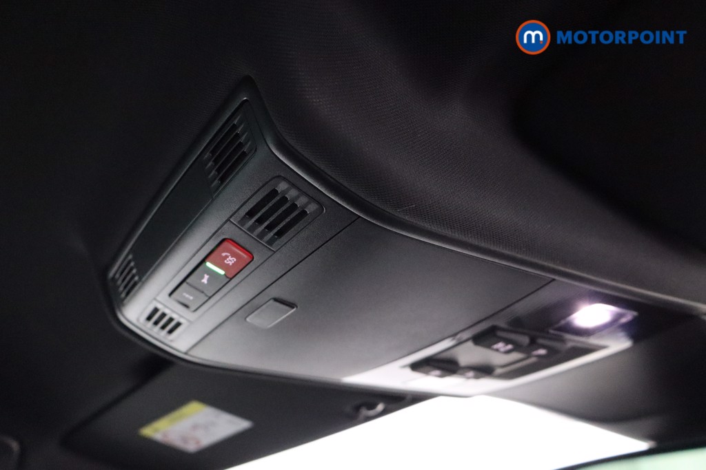 Volkswagen Tiguan R-Line Edition Automatic Petrol SUV - Stock Number (1603818) - 21st supplementary image