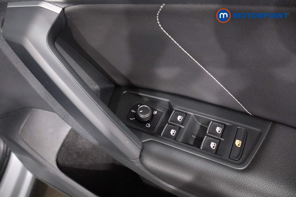 Volkswagen Tiguan R-Line Edition Automatic Petrol SUV - Stock Number (1603818) - 29th supplementary image