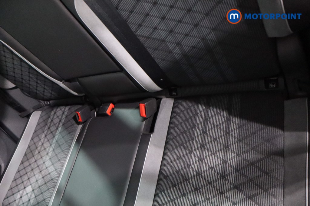 Volkswagen Tiguan R-Line Edition Automatic Petrol SUV - Stock Number (1603818) - 31st supplementary image