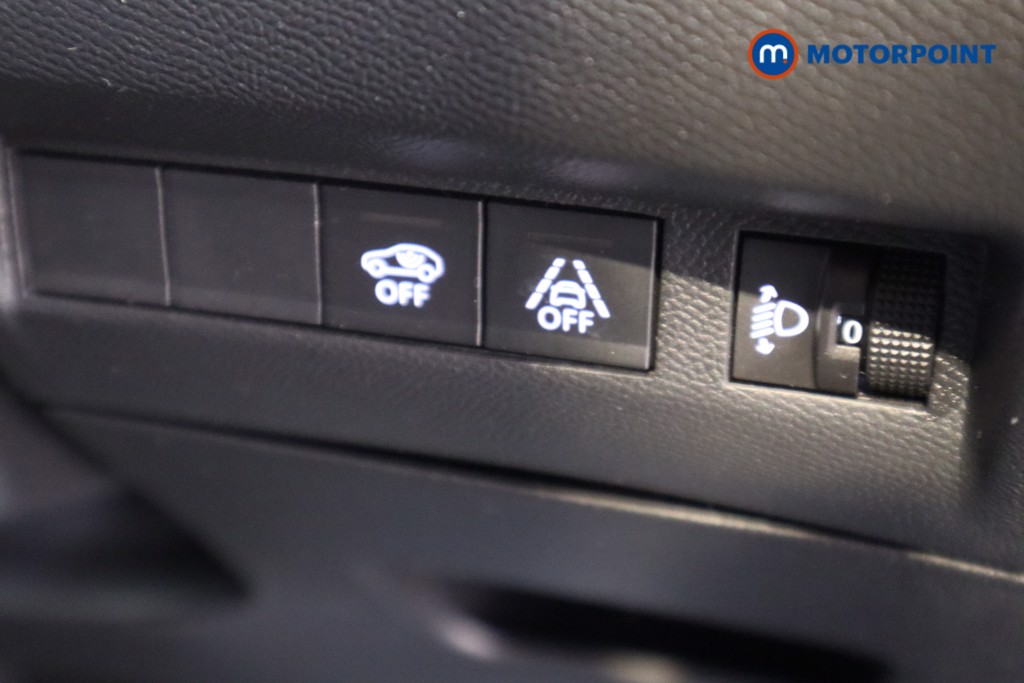 Peugeot 208 Allure Manual Petrol Hatchback - Stock Number (1604060) - 12th supplementary image