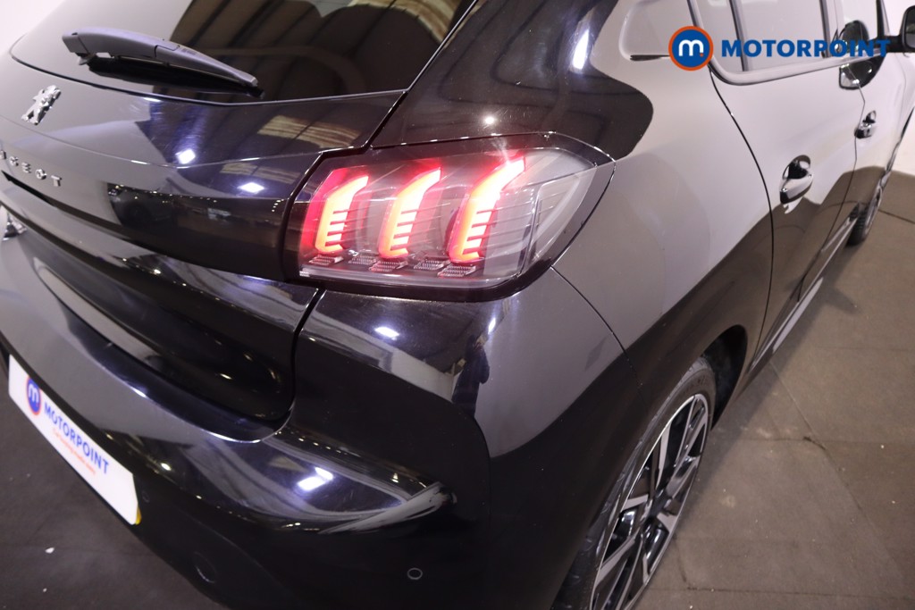Peugeot 208 Allure Manual Petrol Hatchback - Stock Number (1604060) - 26th supplementary image