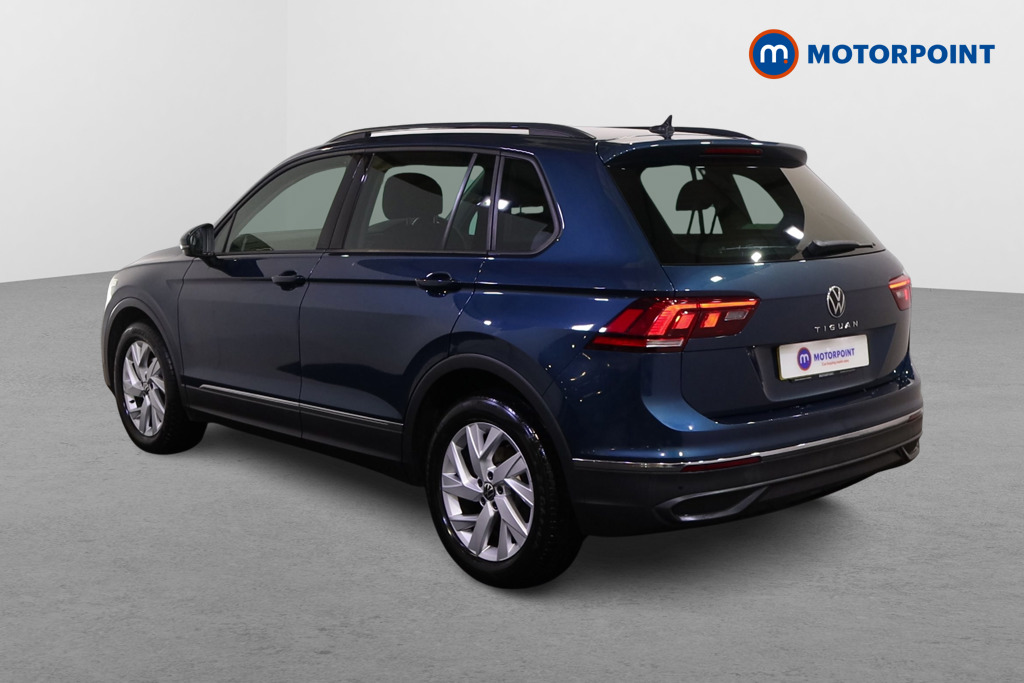 Volkswagen Tiguan Life Manual Petrol SUV - Stock Number (1604132) - Passenger side rear corner