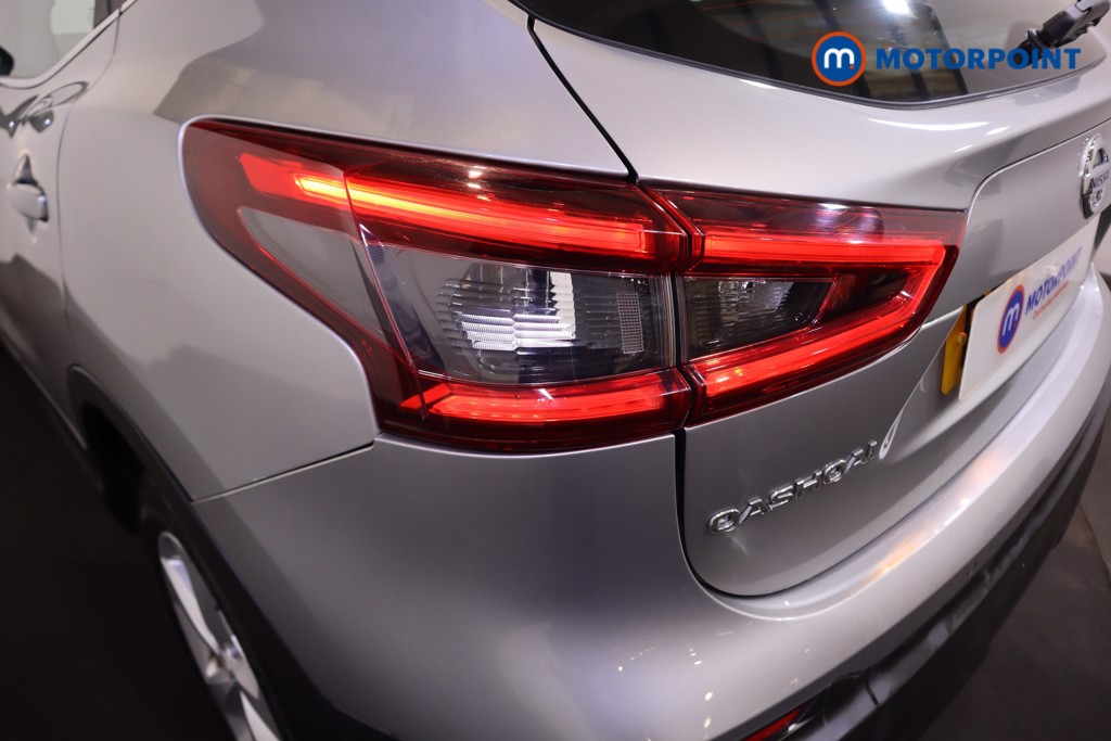 Nissan Qashqai Acenta Premium Manual Diesel SUV - Stock Number (1604138) - 28th supplementary image