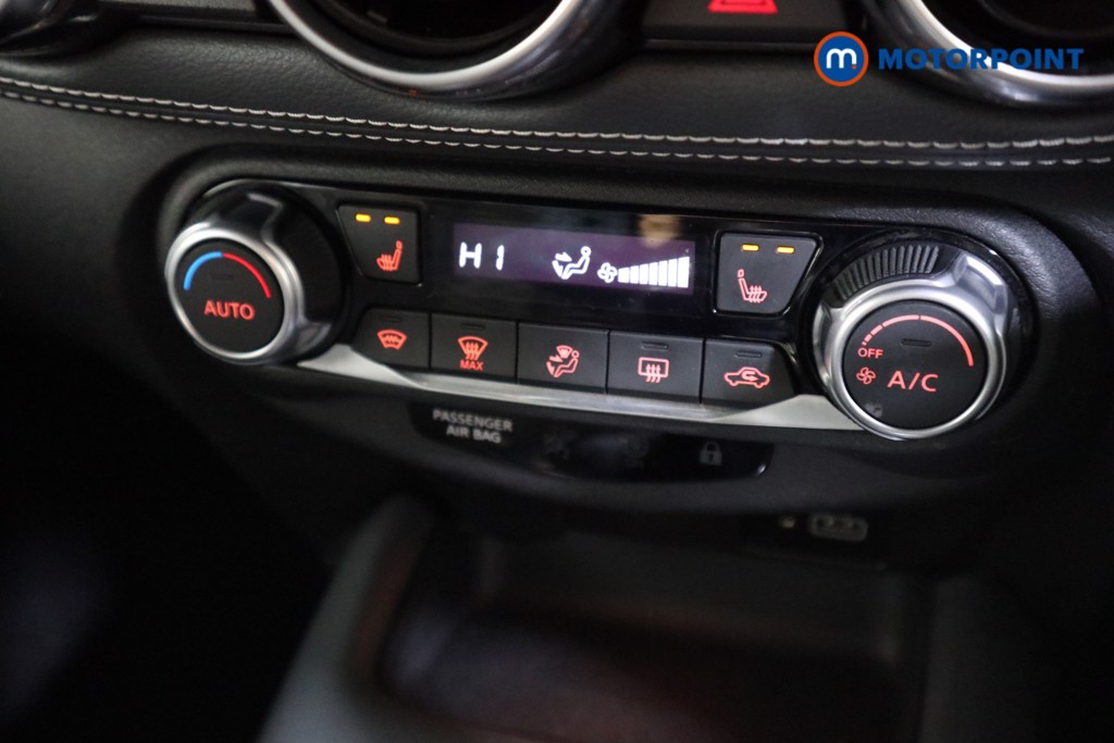 Nissan Juke Tekna Manual Petrol SUV - Stock Number (1566064) - 7th supplementary image