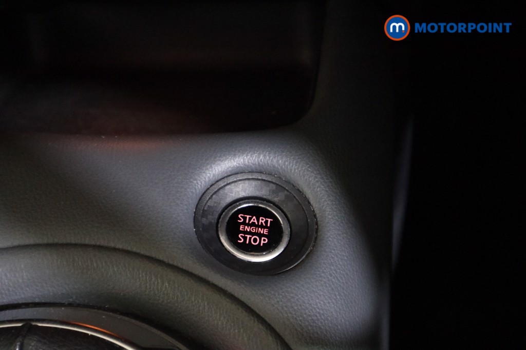 Nissan Juke Tekna Manual Petrol SUV - Stock Number (1566064) - 8th supplementary image