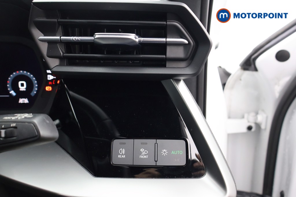 Audi A3 S Line Automatic Petrol Hatchback - Stock Number (1578021) - 7th supplementary image