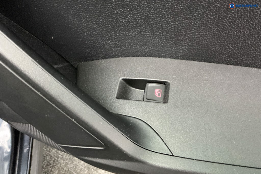 Seat Arona FR Automatic Petrol SUV - Stock Number (1590463) - 26th supplementary image