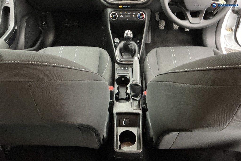 Ford Fiesta Trend Manual Petrol Hatchback - Stock Number (1590933) - 11th supplementary image