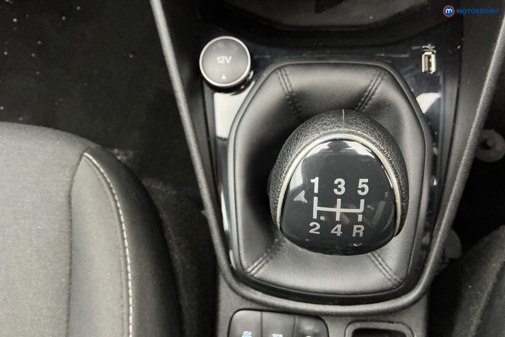 Ford Fiesta Trend Manual Petrol Hatchback - Stock Number (1590933) - 17th supplementary image