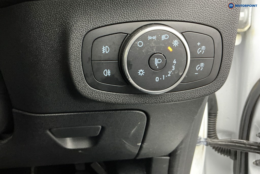 Ford Fiesta Trend Manual Petrol Hatchback - Stock Number (1590933) - 23rd supplementary image