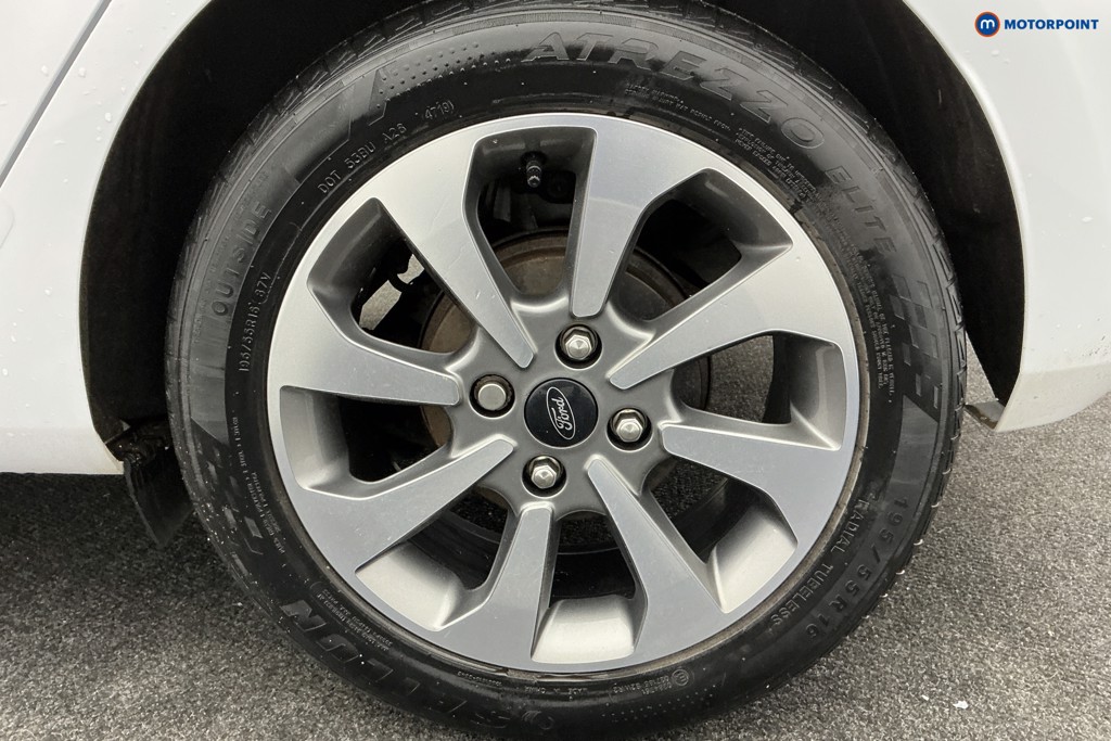 Ford Fiesta Trend Manual Petrol Hatchback - Stock Number (1590933) - 38th supplementary image