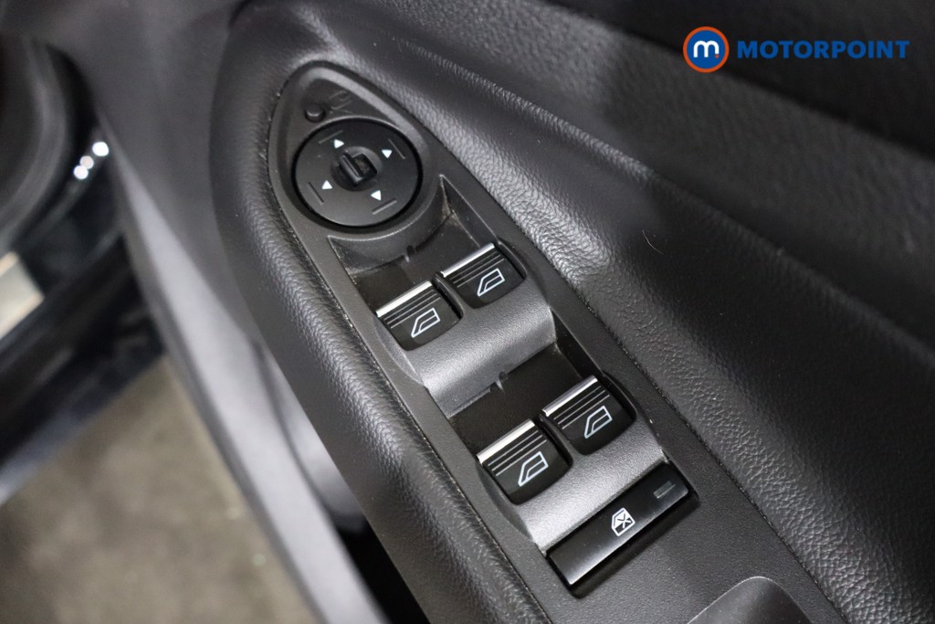 Ford Kuga St-Line Manual Diesel SUV - Stock Number (1590946) - 18th supplementary image