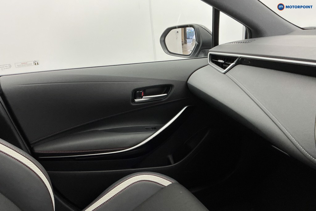 Toyota Corolla Gr Sport Automatic Petrol-Electric Hybrid Estate - Stock Number (1591722) - 19th supplementary image