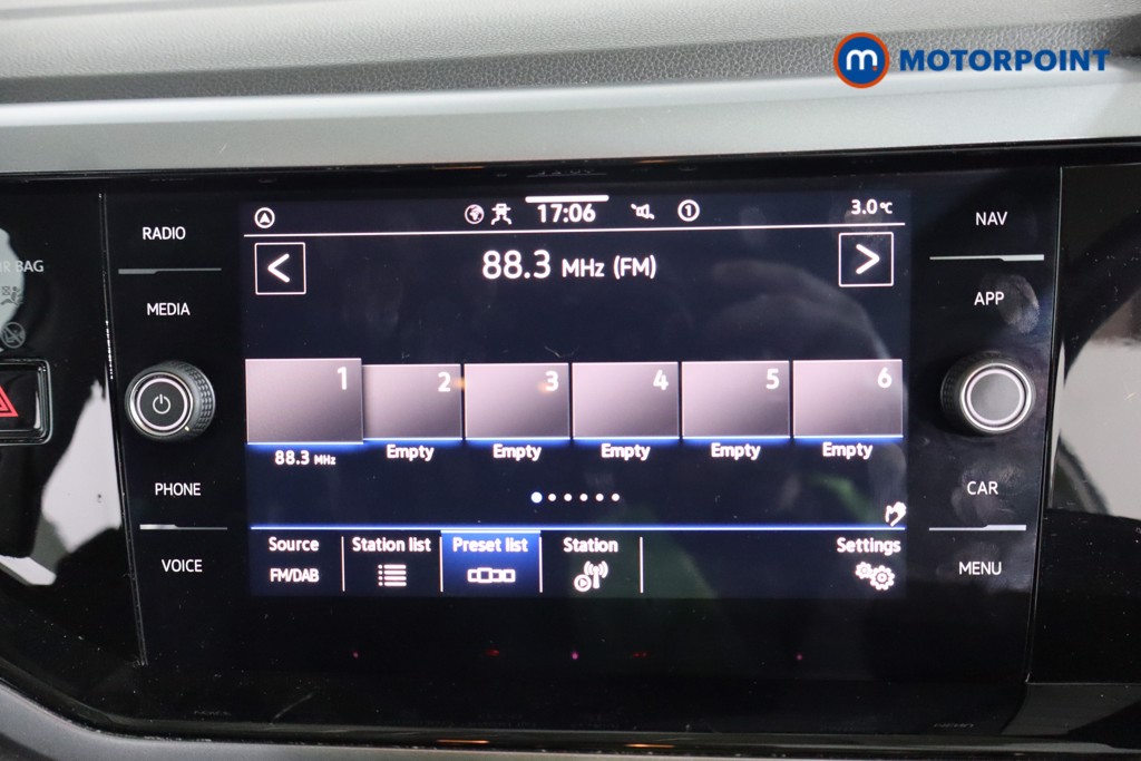 Volkswagen Polo Active Manual Petrol Hatchback - Stock Number (1592949) - 5th supplementary image