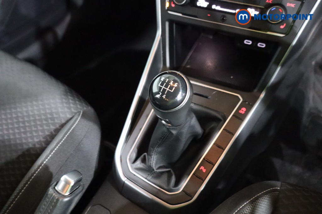 Volkswagen Polo Active Manual Petrol Hatchback - Stock Number (1592949) - 12th supplementary image