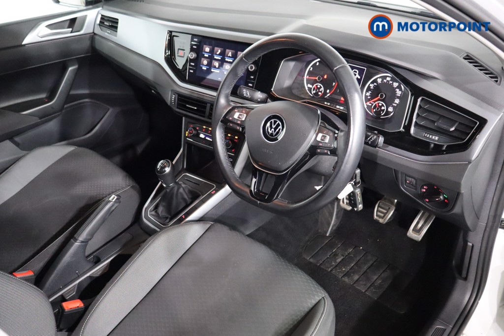 Volkswagen Polo Active Manual Petrol Hatchback - Stock Number (1592949) - 1st supplementary image