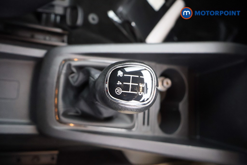 Skoda Fabia SE Manual Petrol Hatchback - Stock Number (1595456) - 9th supplementary image