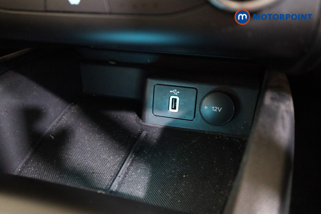 Ford Focus Active Manual Petrol Hatchback - Stock Number (1596143) - 9th supplementary image