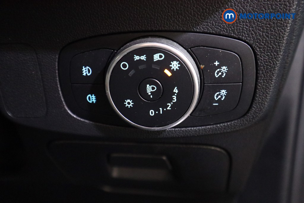 Ford Focus Active Manual Petrol Hatchback - Stock Number (1596143) - 13th supplementary image