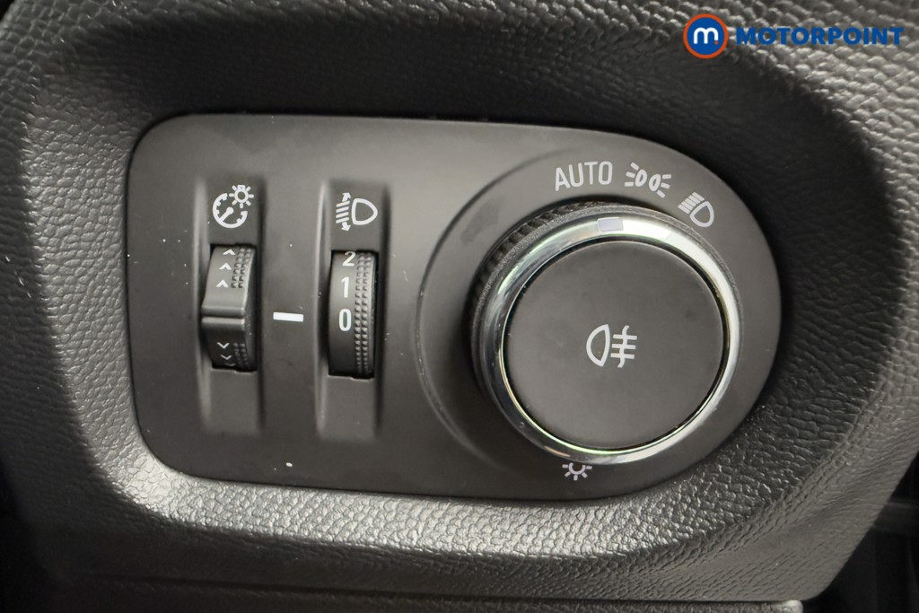 Vauxhall Corsa Design Manual Petrol Hatchback - Stock Number (1596548) - 12th supplementary image