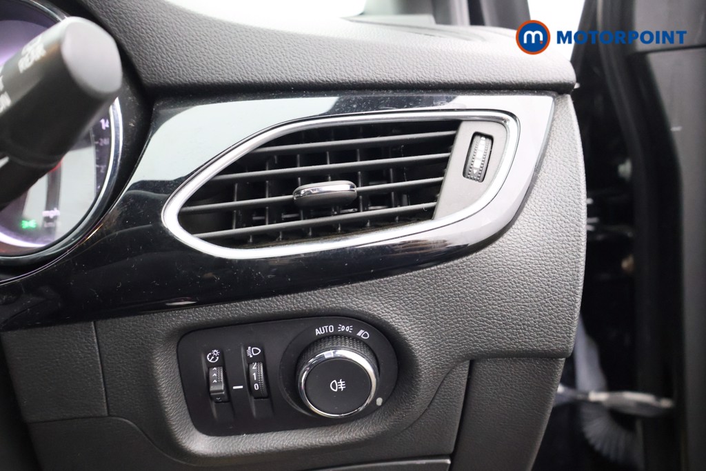 Vauxhall Astra Sri Vx-Line Nav Manual Petrol Hatchback - Stock Number (1596665) - 6th supplementary image