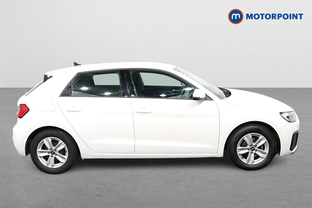 Audi A1 Technik Manual Petrol Hatchback - Stock Number (1596933) - Drivers side