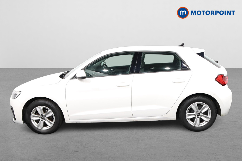 Audi A1 Technik Manual Petrol Hatchback - Stock Number (1596933) - Passenger side