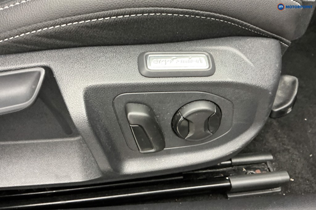 Volkswagen Arteon R-Line Automatic Petrol Hatchback - Stock Number (1597624) - 24th supplementary image